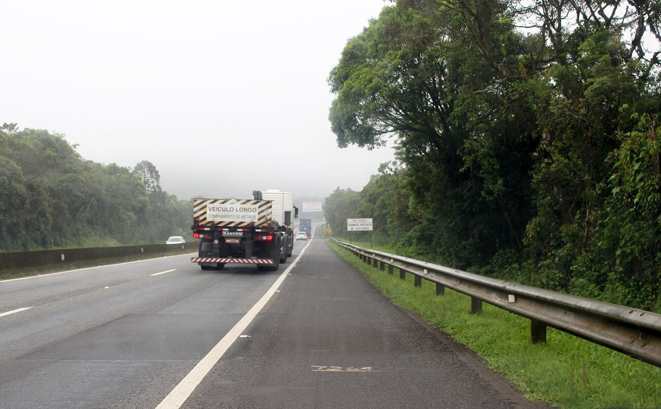 Localização das rodovias BR 277, PR 407 e PR 508. Figure 1.